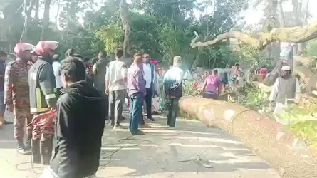 মাদারীপুরে ঢাকা-বরিশাল মহাসড়ক অবরোধ