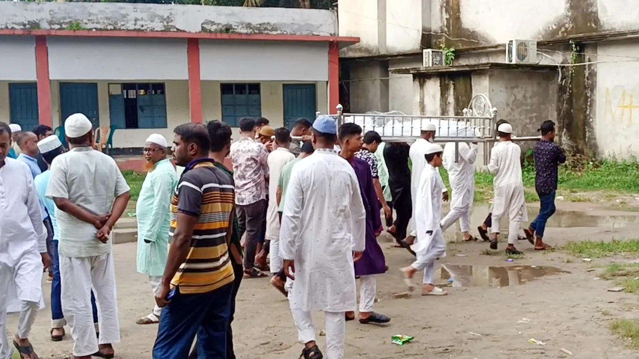 ঈদের নামাজে বের হয়ে ঘরে ফিরলেন লাশ হয়ে