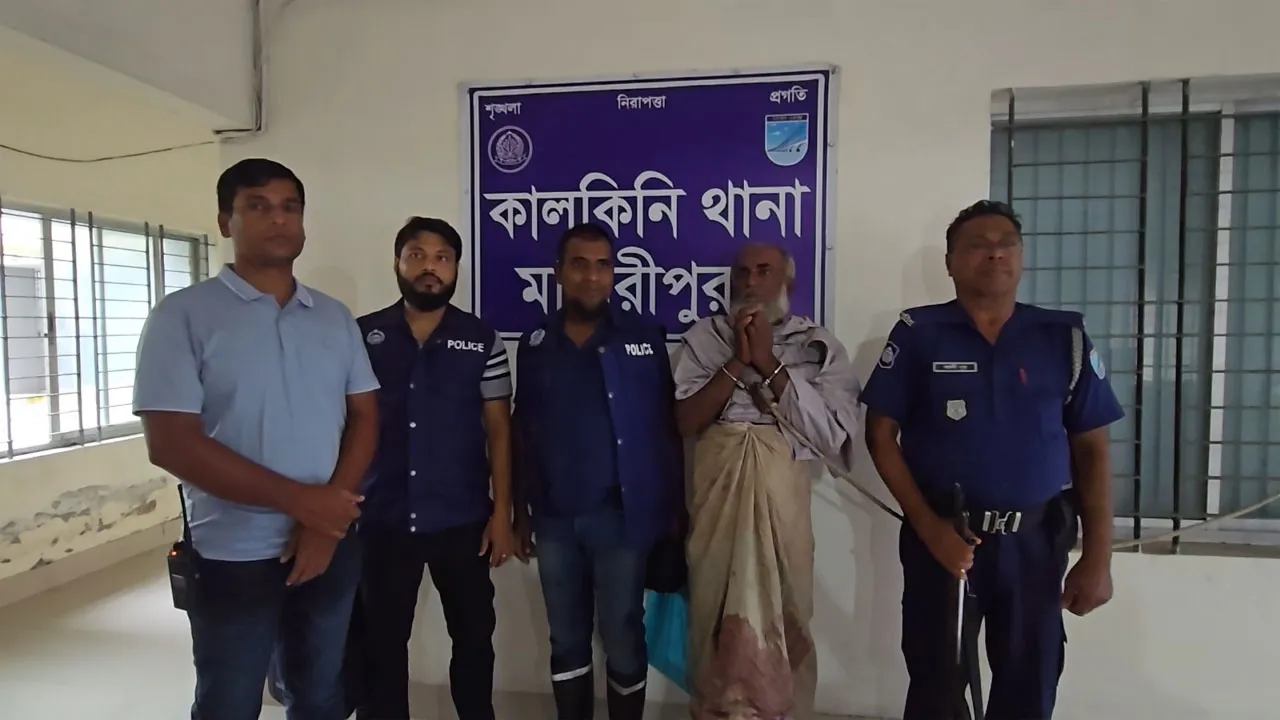 মাদারীপুরে স্ত্রীকে গলা কেটে হত্যা, স্বামী আটক