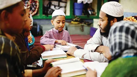 প্রাতিষ্ঠানিকভাবেই বৈষম্যের শিকার ইসলামী শিক্ষা