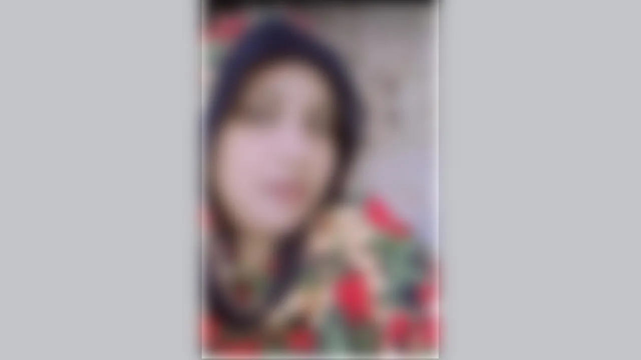 মহাদেবপুরে ভূয়া প্রতিবন্ধী ভাতার কার্ড দেয়ার অভিযোগে নারী আটক