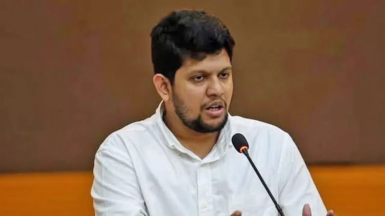 সংসদে ভাগ-বাটোয়ারার রাজনীতি, অভিযোগ সাবেক উপদেষ্টার