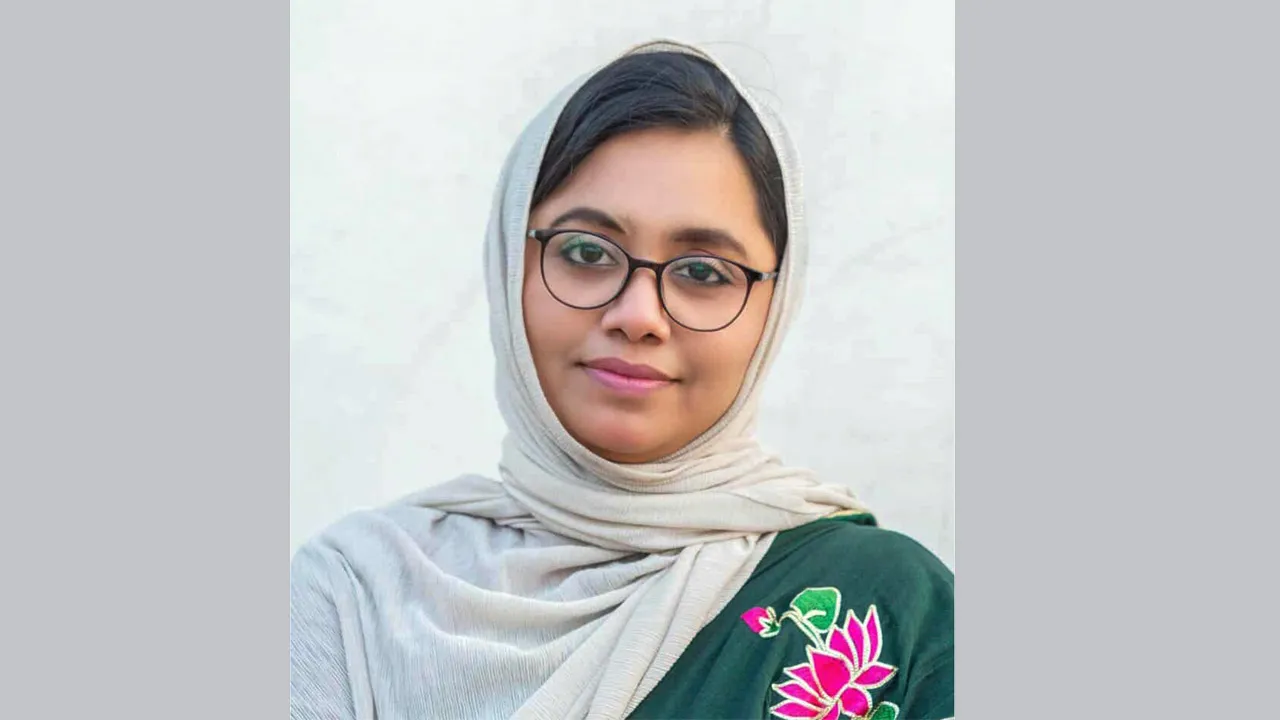 দাঁড়িপাল্লার পক্ষে প্রচারণা করায় নজিরবিহীন সাইবার বুলিংয়ের শিকার হচ্ছেন ডা: মাহমুদা মিতু