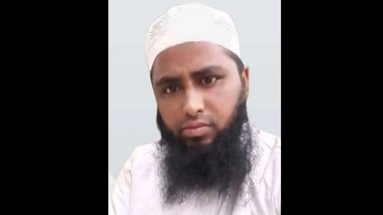 নান্দাইলে প্রাইভেটকারের চাপায় মাদ্রাসা অধ্যক্ষ নিহত