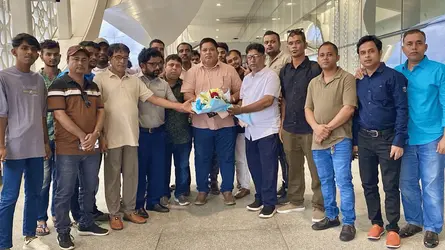 ব্রাহ্মণবাড়িয়ার এমপি এম এ হান্নানকে মালদ্বীপে সংবর্ধনা