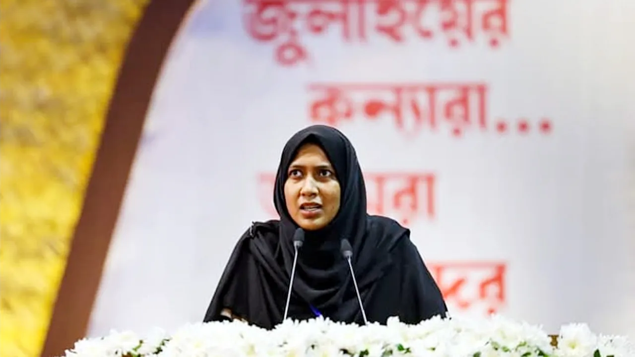 জাবি’র আন্দোলনের ধারা বদলে যায় মালিহার ফেসবুক লাইভে