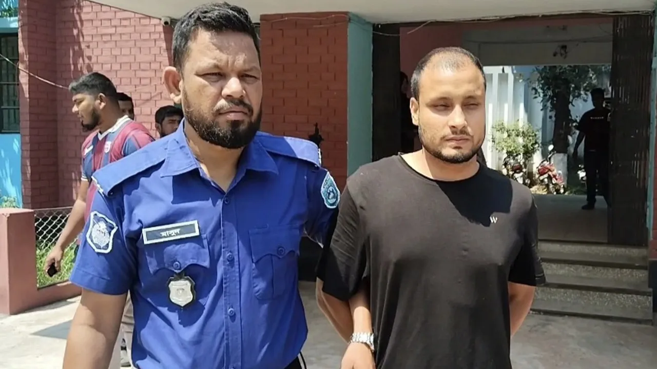 পীরগঞ্জে বিএনপি নেতাদের বিরুদ্ধে ফেসবুকে পোস্ট দেয়ায় জামায়াতকর্মী গ্রেফতার