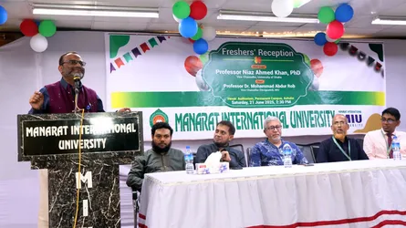 মানারাত ইউনিভার্সিটিতে জমকালো আয়োজনে নবীনবরণ অনুষ্ঠিত