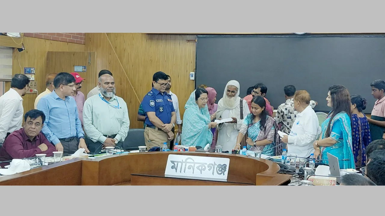 মাদক, কিশোর গ্যাং, সন্ত্রাসের সাথে কোনো আপস নয় : বিমানমন্ত্রী