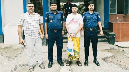 হরিরামপুরে ব্যবসায়ীর ১ লাখ ৮৭ হাজার টাকা আত্মসাৎ, প্রতারক গ্রেফতার