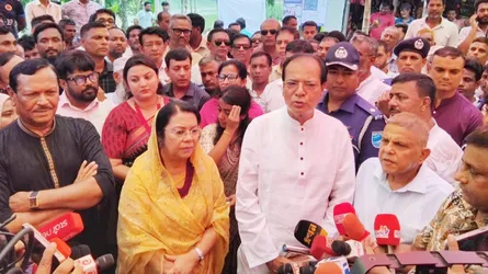 পার্শ্ববর্তী দেশের পানি বৈষম্যের কারণে তিস্তা মরুভূমিতে পরিণত হয়েছে