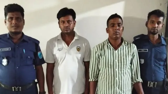হরিরামপুরে একাধিক মামলার ২ আসামি গ্রেফতার