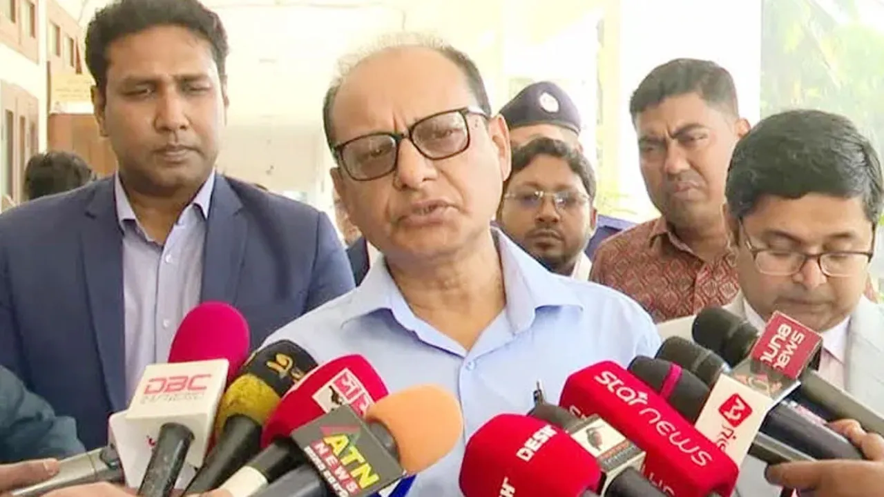 ঝরে পড়া শিক্ষার্থীর হার কমাতে স্কুল ফিডিংসহ বিশেষ পদক্ষেপ নেয়া হচ্ছে