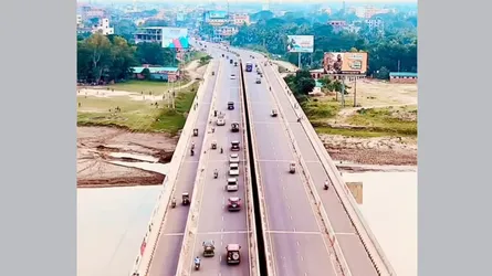 মাতামুহুরী ৬ লেনের দৃষ্টিনন্দন সেতু এখন অপরাধীর আস্তানা