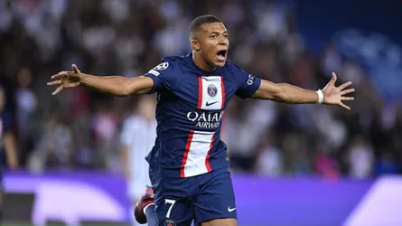 পিএসজিকে হারিয়ে ৮৫২ কোটি টাকা পাচ্ছেন এমবাপ্পে