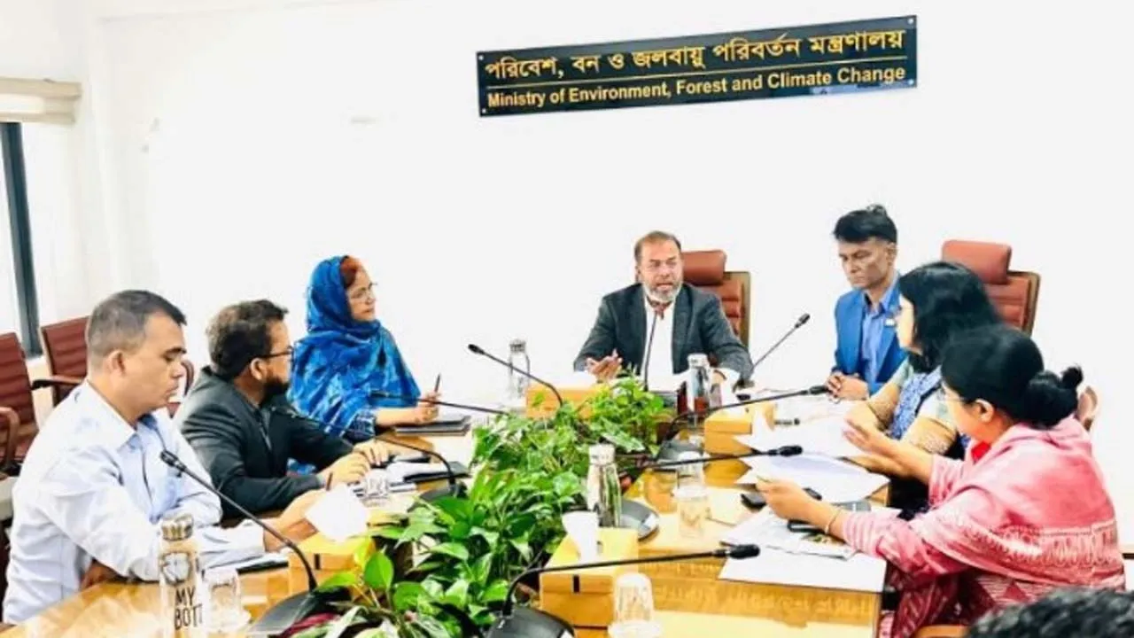 পাহাড় ও টিলা কাটা বন্ধে তদন্ত কমিটি গঠনের নির্দেশ