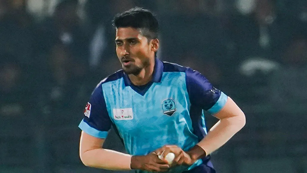 নবম বোলার হিসেবে বিপিএলে রানার হ্যাটট্রিক