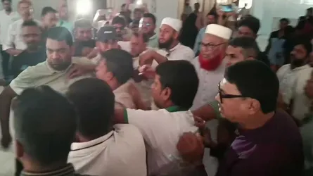 মেহেরপুরে হাসপাতালের অনিয়ম পরিদর্শনে গিয়ে বাধার মুখে এমপি