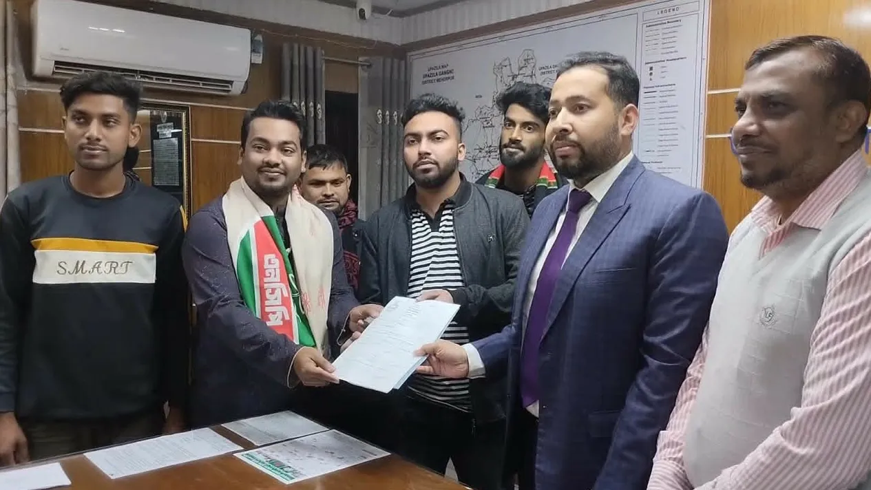 মেহেরপুর-২ আসনে এনসিপির প্রার্থীর মনোনয়নপত্র সংগ্রহ