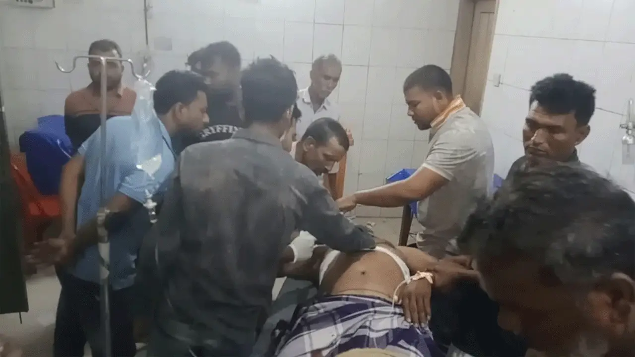 গাংনীতে বিএনপি নেতাকে গুলি, মুমূর্ষু অবস্থায় উদ্ধার