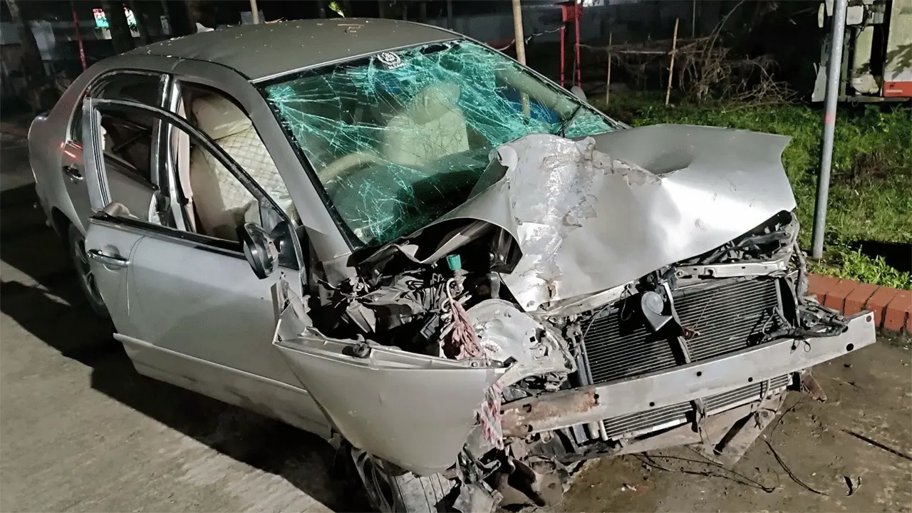 মেলান্দহে সড়ক দুর্ঘটনায় নিহত ১, আহত ২