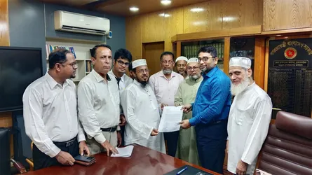 বিজয়নগরকে বিভক্ত না করার দাবিতে নির্বাচন কমিশনে স্মারকলিপি