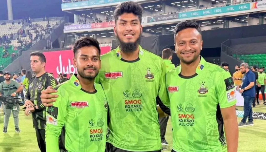 লাহোরের তৃতীয় শিরোপা, সাক্ষী হলেন বাংলাদেশের ৩ জন