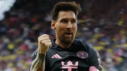 হ্যাটট্রিক করলেন মেসি, জিতলেন গোল্ডেন বুট