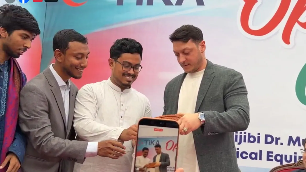 বাংলাদেশে এসেছেন মেসুত ওজিল, সফরসঙ্গী বেলাল এরদোগান