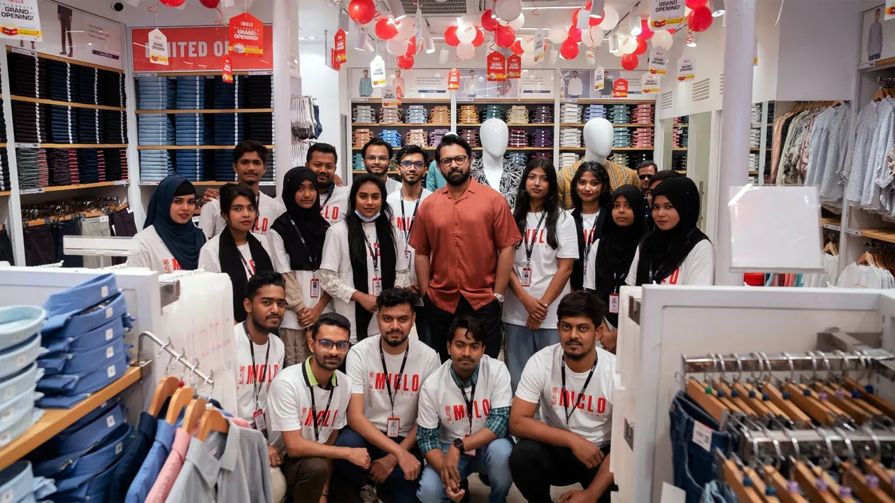 ক্যাম্পাস ভিত্তিক ক্যাম্পেইন ‘মাইক্লো নেক্সট আইকন’ শুরু