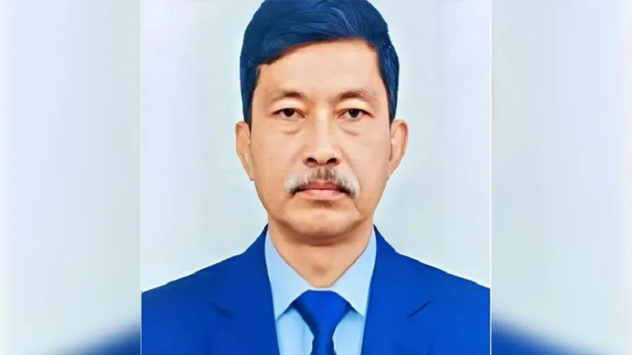মন্ত্রীর পদ ছাড়ার ৪৮ ঘণ্টা পর নীরবতা ভাঙলেন দীপেন দেওয়ান