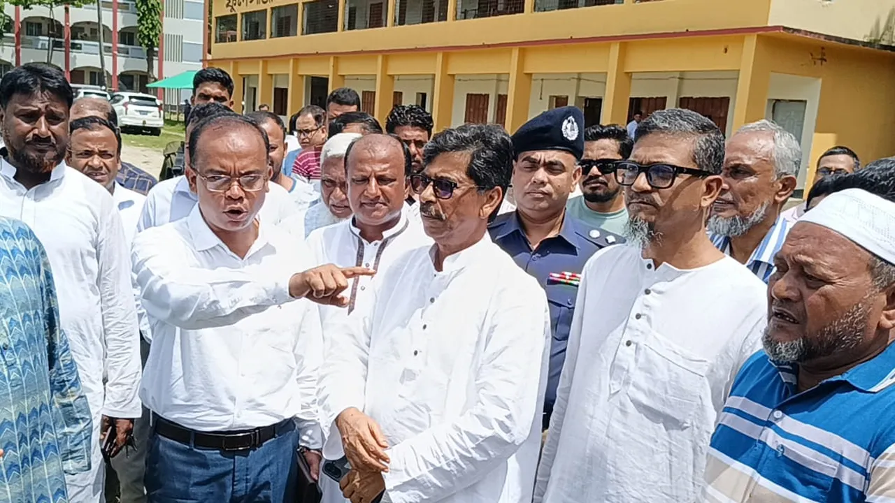 ‘ফেনীতে সাত হাজার কৃষক কার্ড বিতরণ করবেন প্রধানমন্ত্রী’