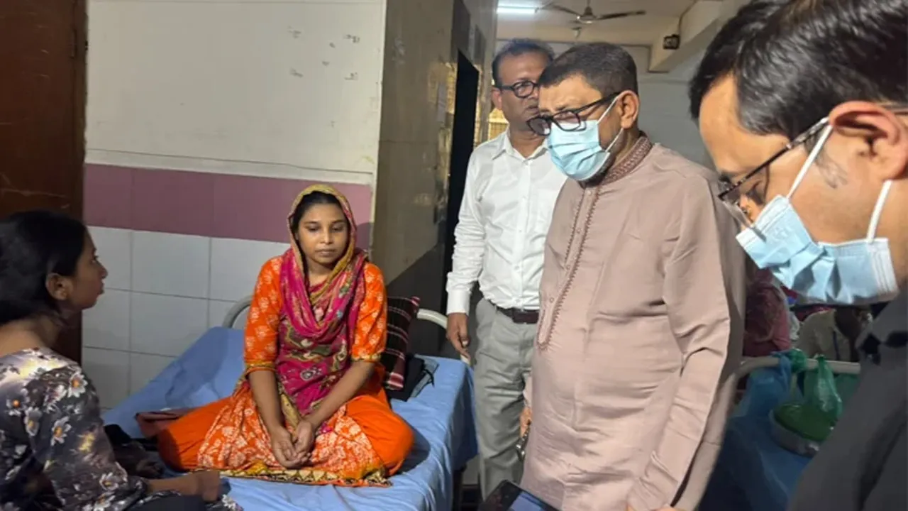 মুগদা হাসপাতাল পরিদর্শন করলেন স্বাস্থ্যমন্ত্রী