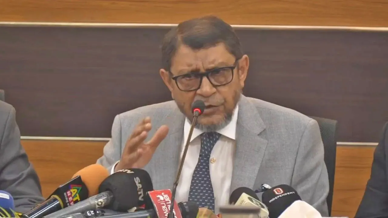বন্যাকবলিত জেলার স্বাস্থ্যকর্মীদের ছুটি বাতিল : স্বাস্থ্যমন্ত্রী