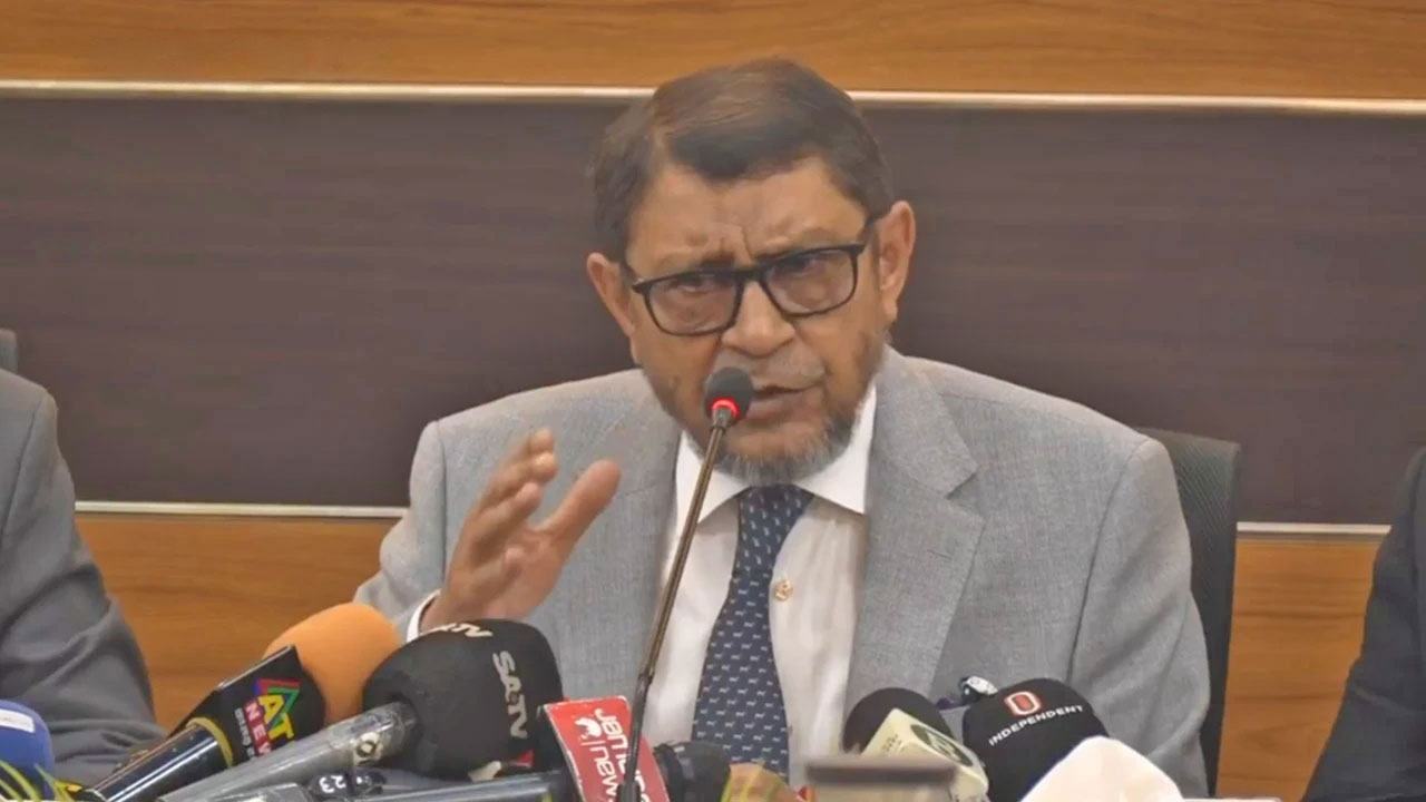 Minister-of-Health-and-Family-Welfare-Sardar-Md.-Sakhawat-Hossain.