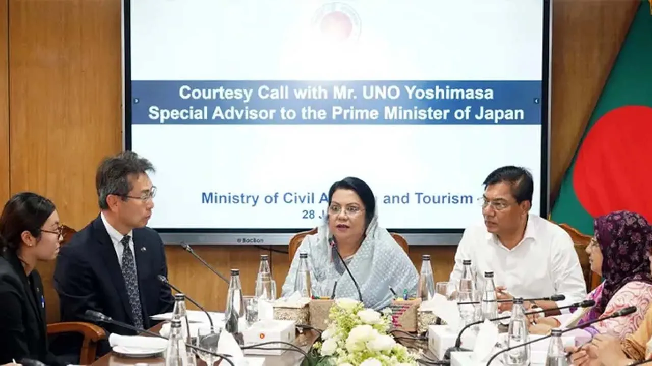 ডিসেম্বরে তৃতীয় টার্মিনাল উদ্বোধনের লক্ষ্যে সরকার কাজ করছে : পর্যটনমন্ত্রী