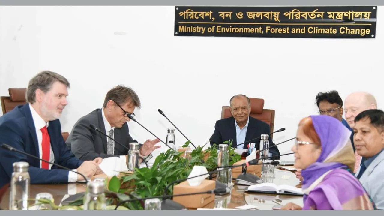 জার্মান সংসদের পরিবেশ কমিটির প্রতিনিধিদলের সাথে পরিবেশমন্ত্রীর বৈঠক