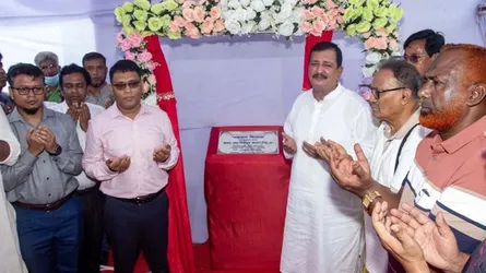 কবি নজরুল মুসলিম রেনেসাঁর অনন্য রূপকার : ভূমিমন্ত্রী