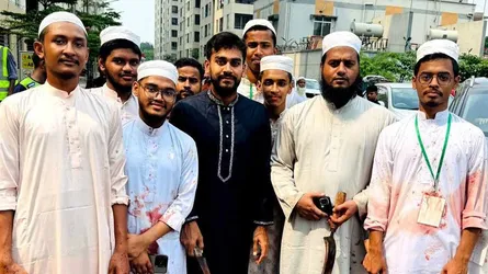 ঈদ আনন্দে ভাসছে ক্রিকেট-ফুটবল