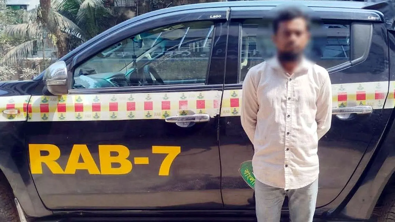 মিরসরাইয়ে শিশু ধর্ষণ মামলার প্রধান আসামি গ্রেফতার