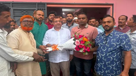 মিরসরাইয়ের এমপি নুরুল আমিনের সাথে কৃষক দলের সৌজন্য সাক্ষাৎ