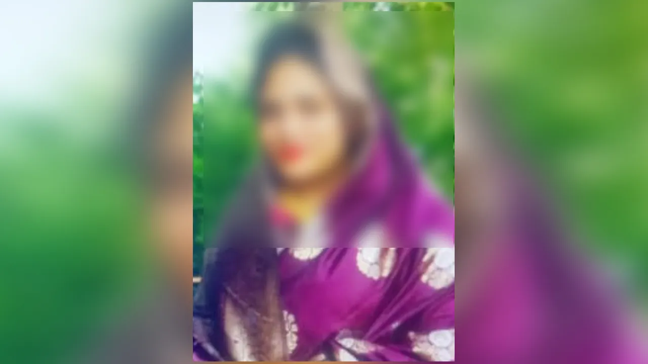 মিরসরাইয়ে গৃহবধূর রহস্যজনক মৃত্যু, পরিবারের দাবি হত্যা