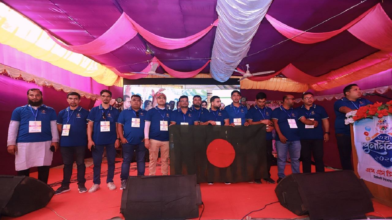 মিরসরাইয়ে এসএসসি ৯৭ ব্যাচের পুনর্মিলনী