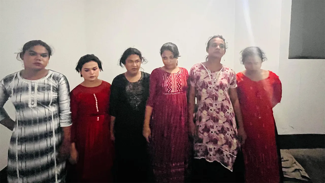 মিরসরাইয়ে সাড়ে ১১ হাজার ইয়াবাসহ ৬ হিজড়া গ্রেফতার
