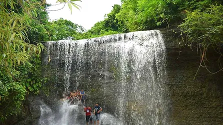 ঈদের ছুটিতে মিরসরাইয়ে ঘুরে আসুন নৈসর্গিক পাহাড়ি ঝরনায়