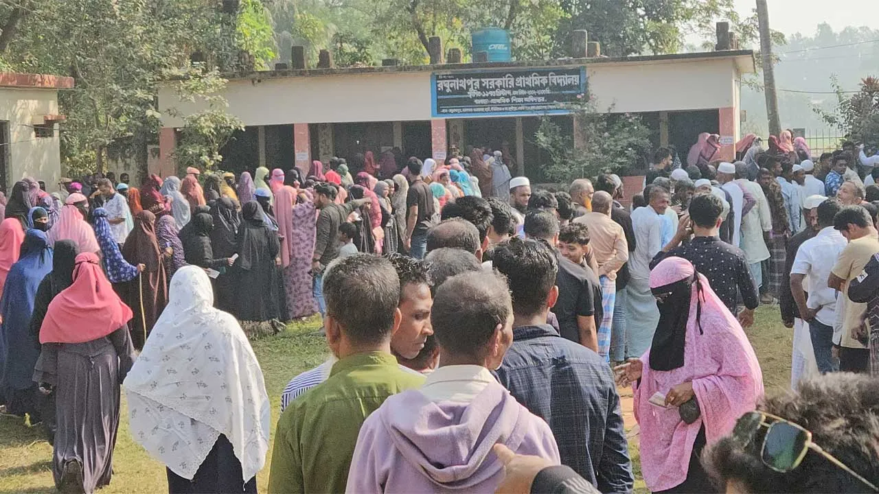 মিরসরাইয়ে ভোটারদের উপস্থিতি জনসভায় রূপ নেয়