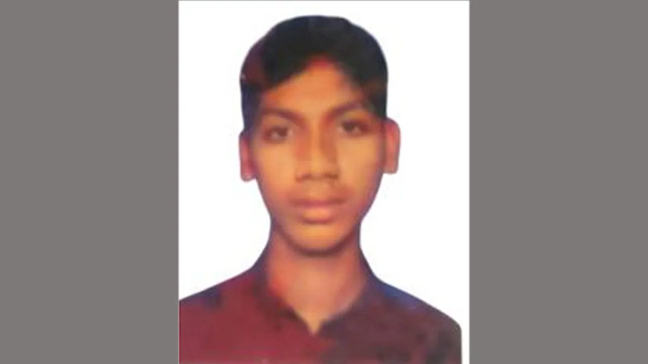 মিরসরাইয়ে ট্রাক চাপায় যুবক নিহত