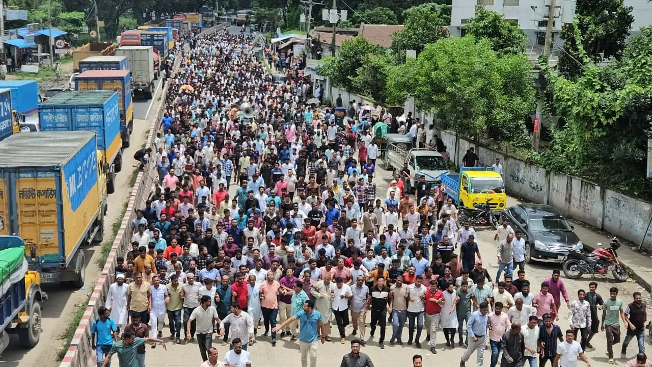 বিএনপি ও যুবদলের ৫ শীর্ষ নেতার বহিষ্কারাদেশ প্রত্যাহার চেয়ে উত্তাল মিরসরাই