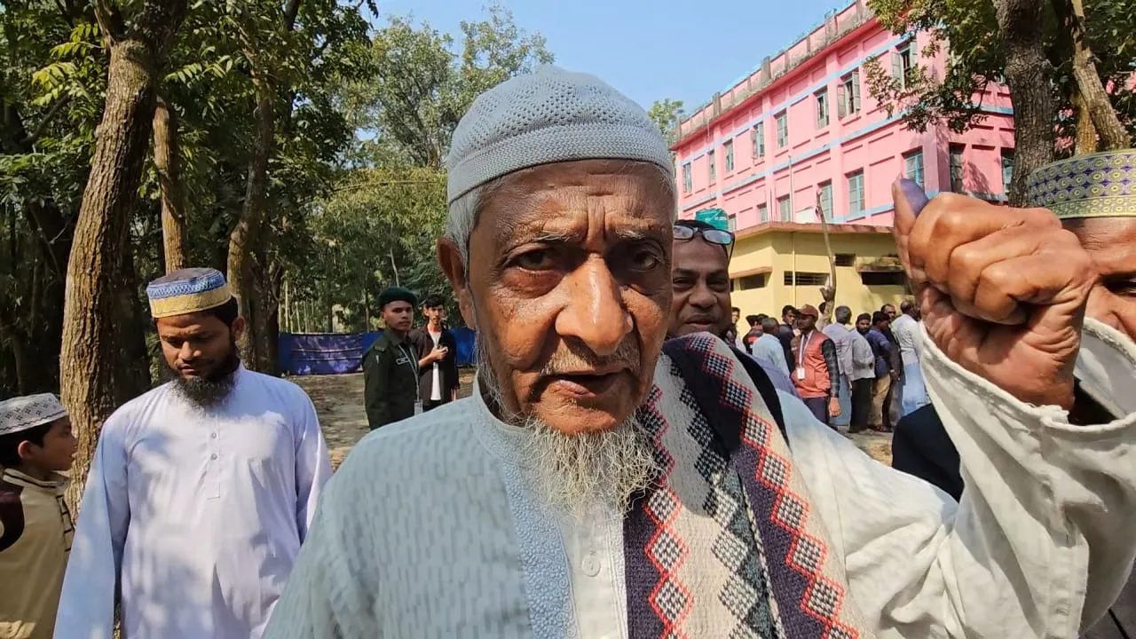 ১৭ বছর পর ভোট দিয়ে ঈদের মতো খুশি লাগছে
