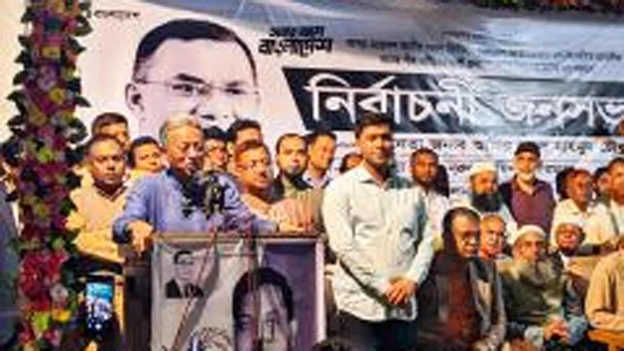 বাংলাদেশের মানুষ আজকের এই ক্রান্তিলগ্নে আমাদের পাশে দাঁড়িয়েছে : আমীর খসরু